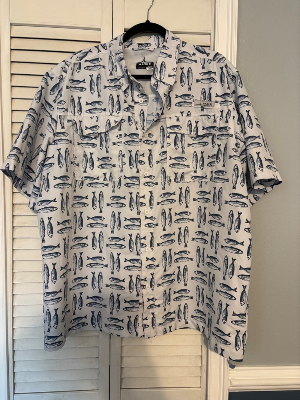 Habit White Short-Sleeve Fish Print Button-Up Shirt